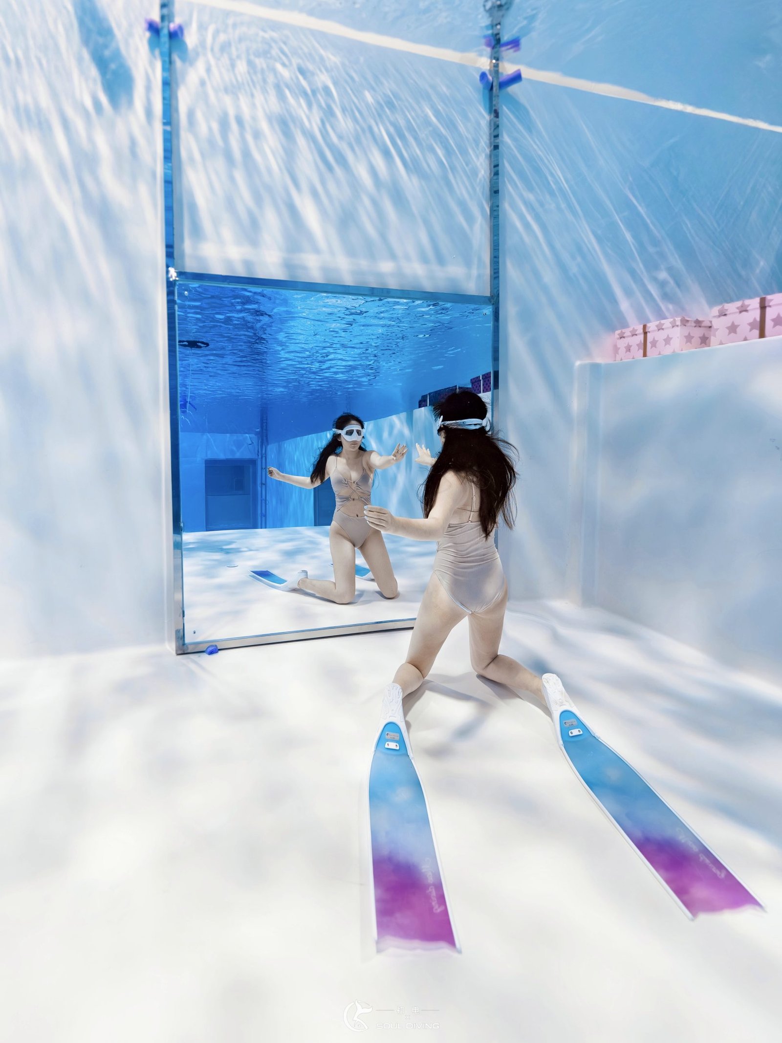 Nebula Fiberglass Fin (A) - Image 3